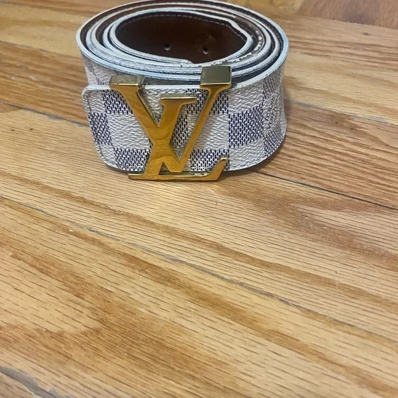 Louis Vuitton White and Blue Checkered Belt with Gold Buckle LV Initiales 40mm Reversible Belt Damier Azur - Women  main image 2